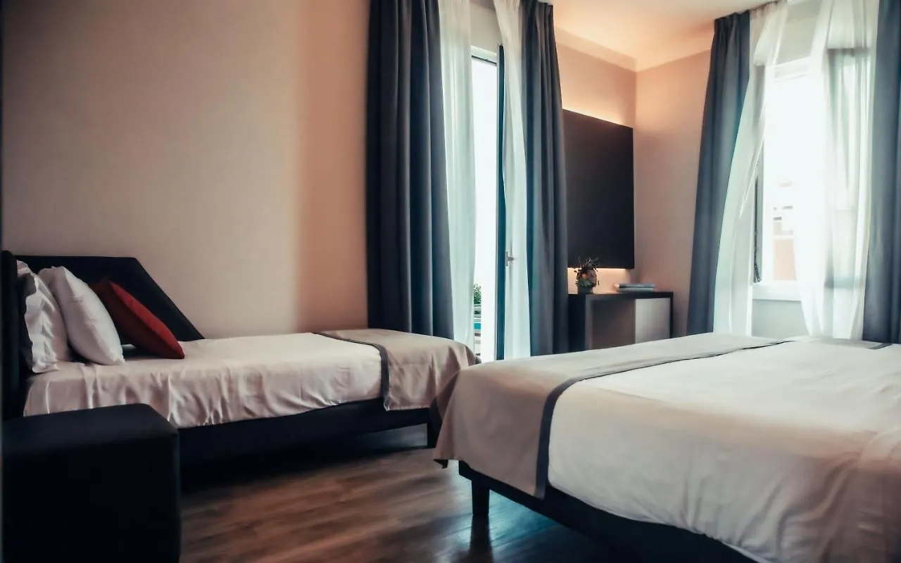 Hotel Benaco Desenzano del Garda