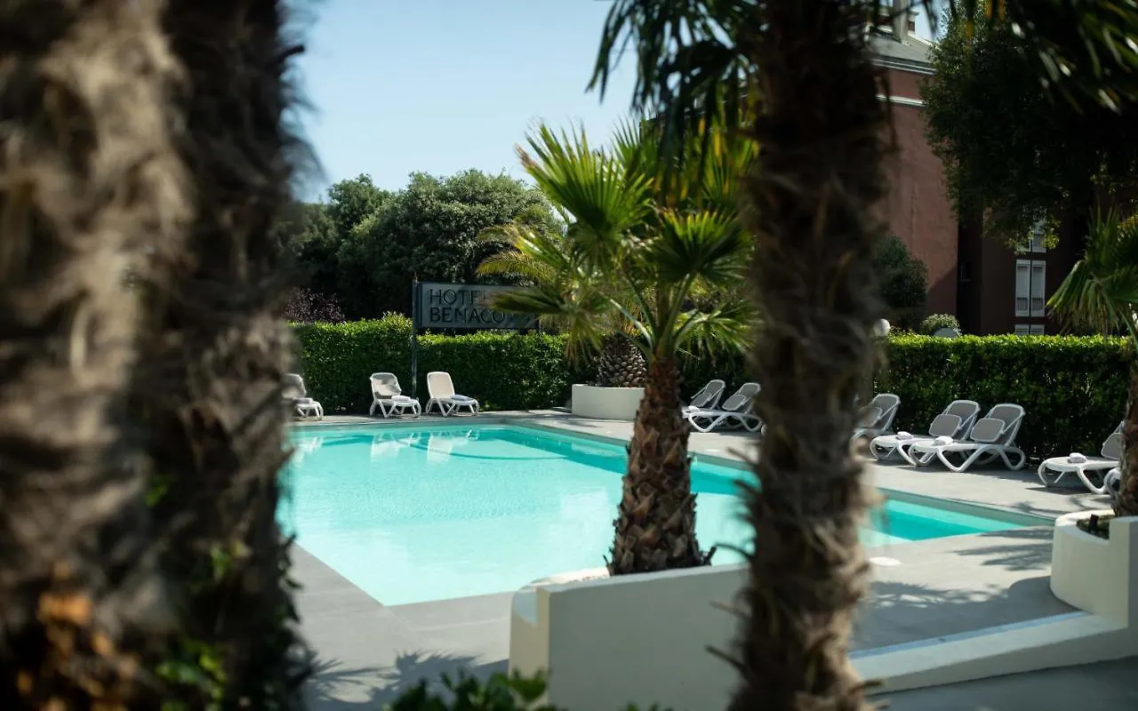 ***  Hotel Benaco Desenzano del Garda Itália