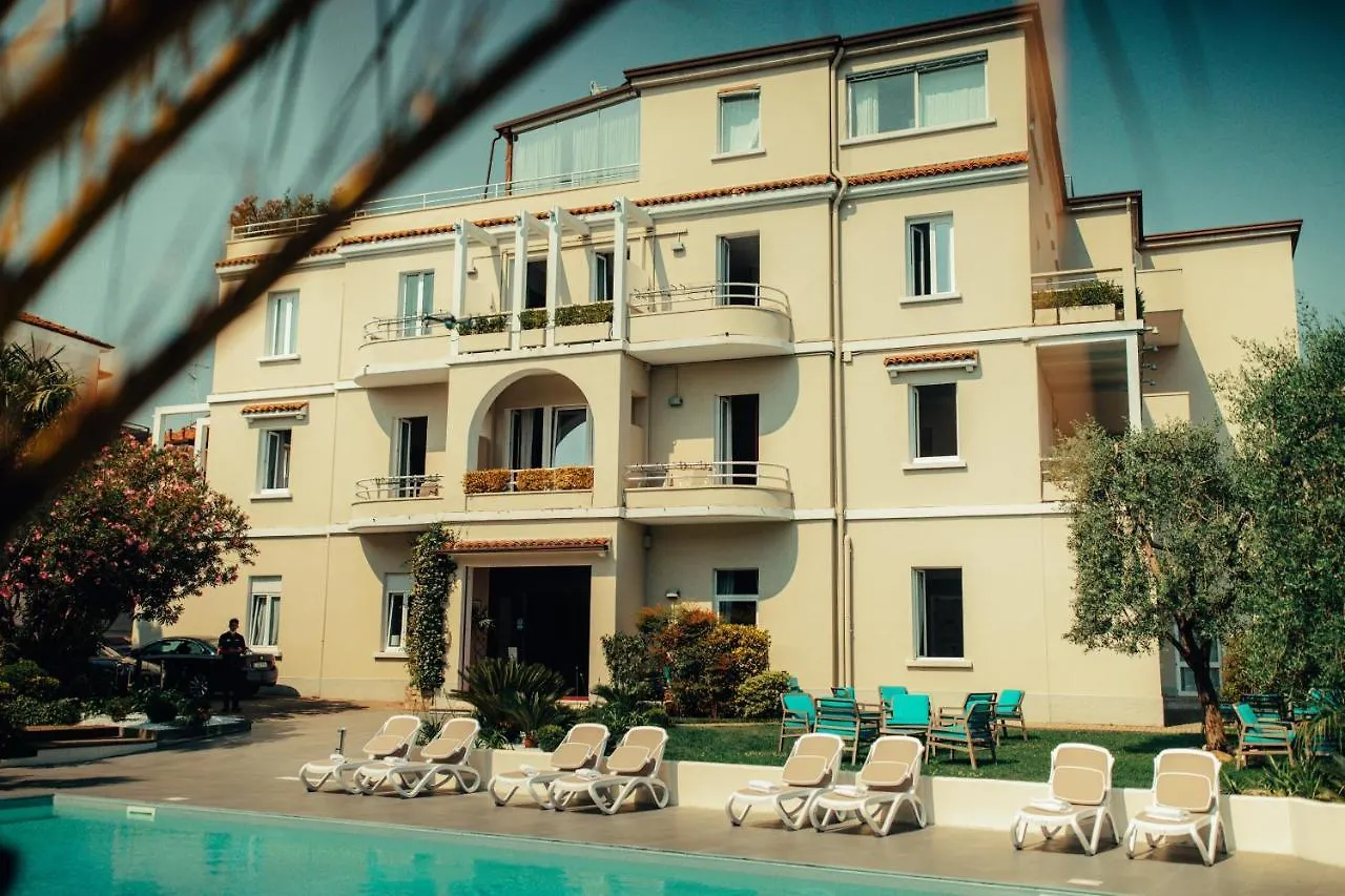 Hotel Benaco Desenzano del Garda