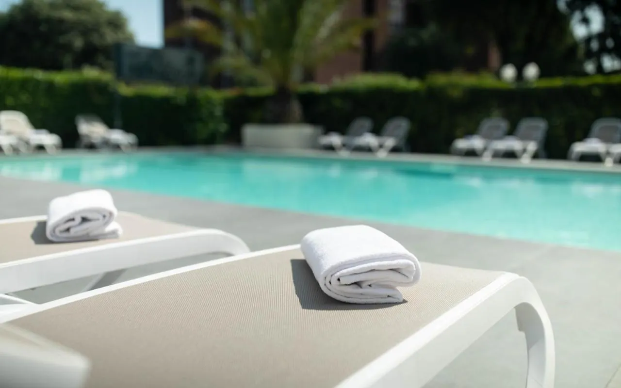 Hotel Benaco Desenzano del Garda