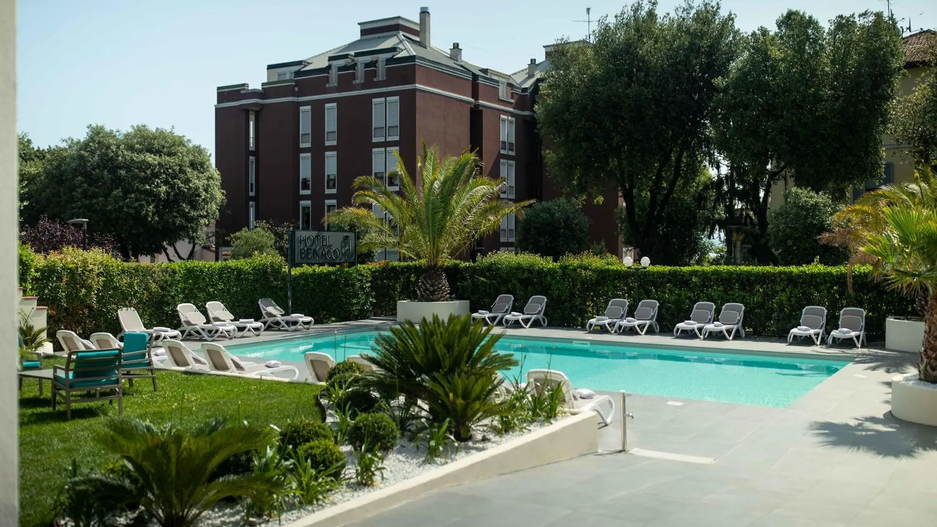Hotel Benaco Desenzano del Garda 3*,