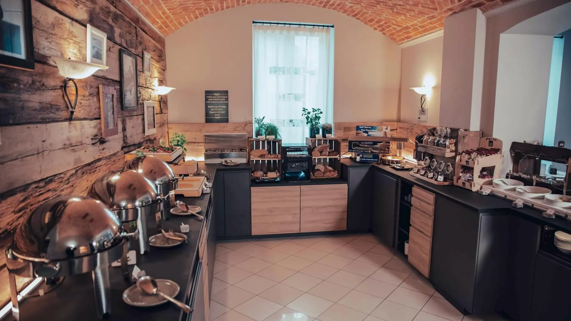 Hotel Benaco Desenzano del Garda