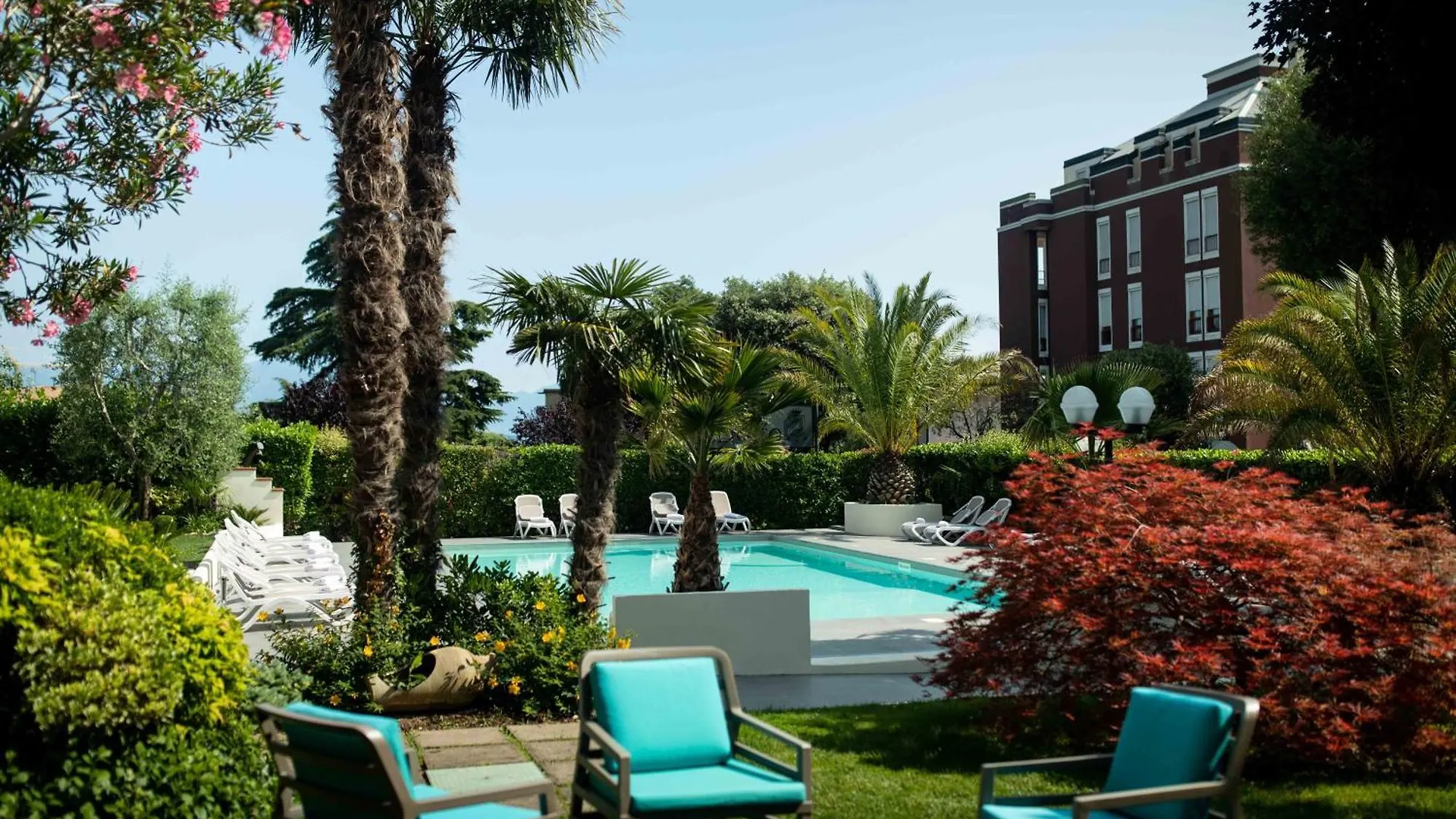 Hotel Benaco デセンツァーノ・デル・ガルダ